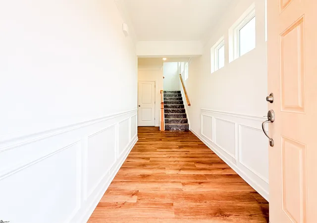 Photo 3 of Single family home for sale at 613 Bluestem Cir, Fountain Inn, SC 29644 | MLS# 1597952 | Listing updated on 2026-10-05