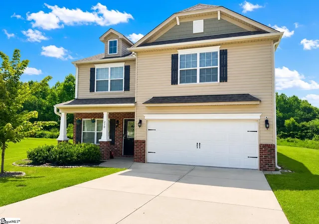 Photo 1 of Single family home for sale at 210 Addlestone Cir, Fountain Inn, SC 29644 | MLS# 1602772 | Listing updated on 2026-09-05