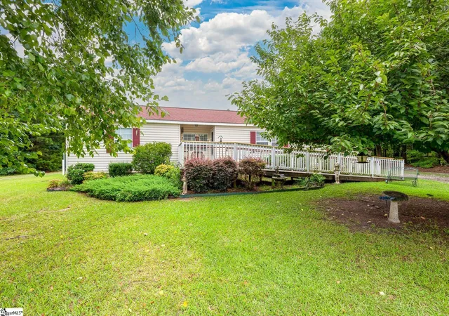 Photo 1 of Single family home for sale at 377 Fort Lndley Rd, Laurens, SC 29360 | MLS# 1601051 | Listing updated on 2026-10-08