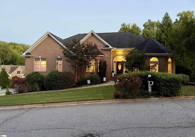 Photo 1 of Single family home for sale at 1018 Bent Creek Run Dr, Greer, SC 29651 | MLS# 1599342 | Listing updated on 2026-10-04