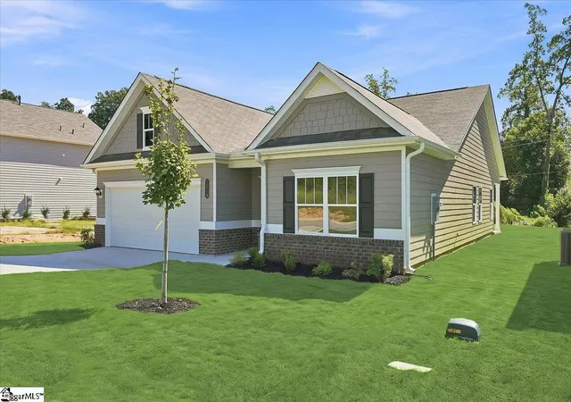 Photo 3 of Single family home for sale at 1219 Canterfield Pl, Spartanburg, SC 29307 | MLS# 1596574 | Listing updated on 2026-09-10