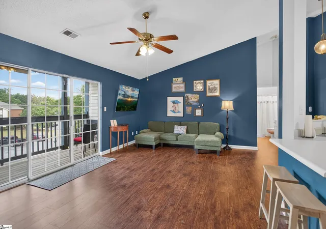 Photo 3 of Sale Pending at 151 Wexford Dr #Unit 302, Anderson, SC 29621 | MLS# 1589055 | Listing updated on 2026-10-01