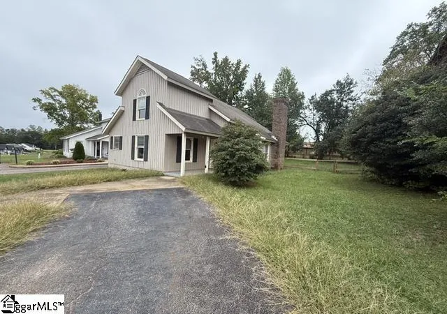 Photo 2 of Single family home for sale at 118 Sunrise Rd, Spartanburg, SC 29302 | MLS# 1605803 | Listing updated on 2026-10-09