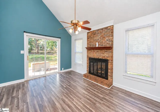 Photo 3 of Single family home for sale at 118 Sunrise Rd, Spartanburg, SC 29302 | MLS# 1605803 | Listing updated on 2026-10-09