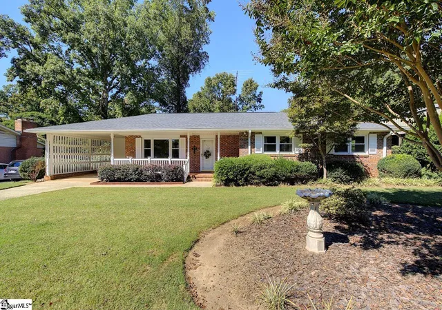 Photo 2 of Single family home for sale at 127 Bessie Ave, Greer, SC 29651 | MLS# 1606335 | Listing updated on 2026-10-27
