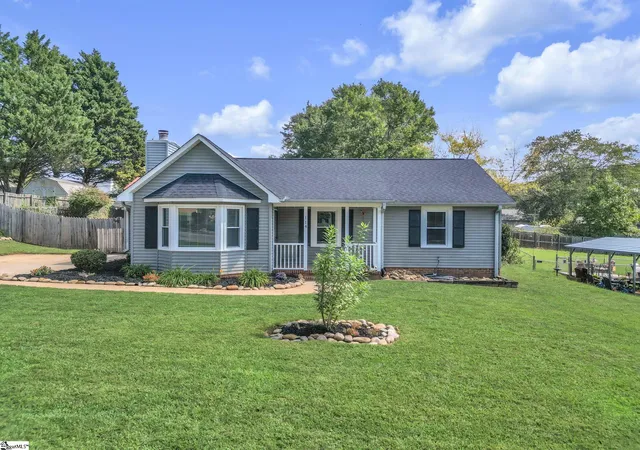 Photo 1 of Single family home for sale at 114 Saturn Ln, Greer, SC 29651 | MLS# 1604344 | Listing updated on 2026-09-23