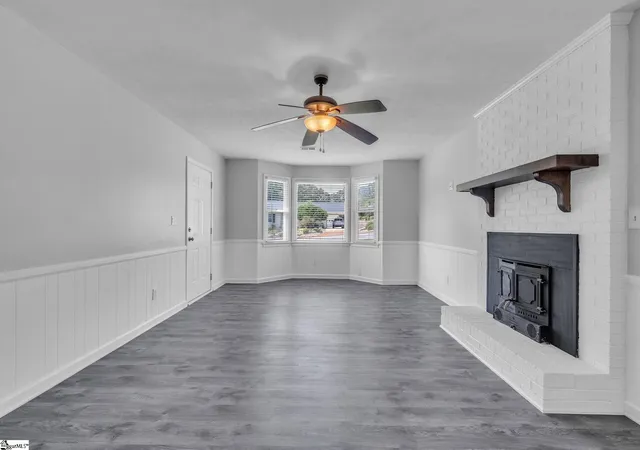 Photo 4 of Single family home for sale at 114 Saturn Ln, Greer, SC 29651 | MLS# 1604344 | Listing updated on 2026-09-23