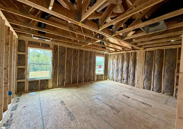 Photo 4 of Sale Pending at 312 Metz Dr, Greenville, SC 29611 | MLS# 1600954 | Listing updated on 2026-09-09