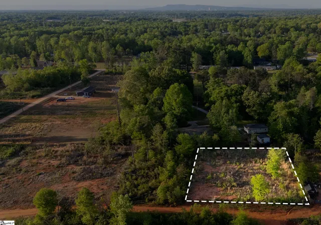 Photo 1 of Land for sale at 00 Englewood Dr, Greenville, SC 29605 | MLS# 1605211 | Listing updated on 2026-10-14