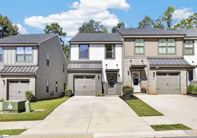 Photo 1 of Townhouse for sale at 67 Connaught Ct, Mauldin, SC 29662 | MLS# 1603603 | Listing updated on 2026-09-11