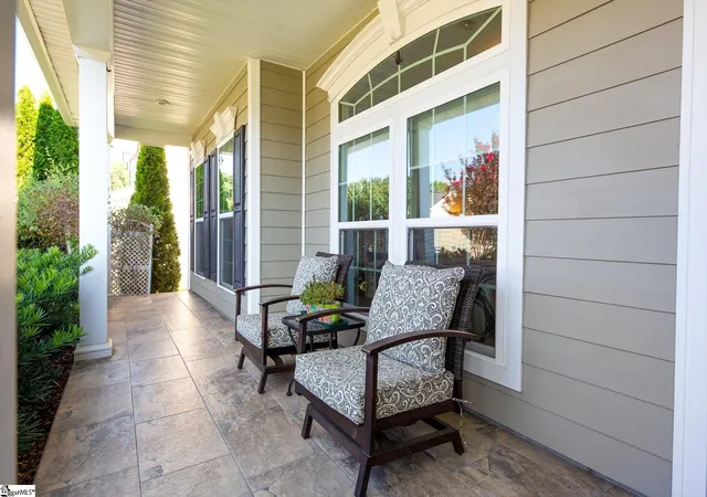 Photo 3 of Single family home for sale at 124 Village Vista Dr, Fountain Inn, SC 29644 | MLS# 1602755 | Listing updated on 2026-09-03