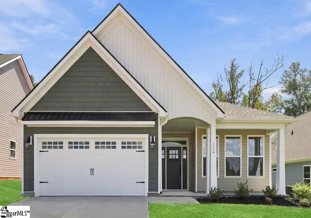 Photo 1 of Single family home for sale at 114 Watauga Rd, Fountain Inn, SC 29644 | MLS# 1588081 | Listing updated on 2026-09-18