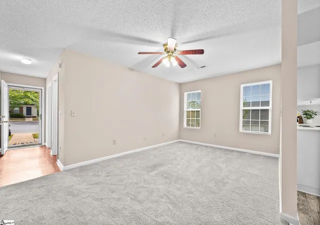 Photo 2 of Townhouse for sale at 553 Memorail Dr Ext #M, Greer, SC 29651 | MLS# 1606428 | Listing updated on 2026-10-12