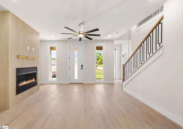 Photo 4 of Sale Pending at 10 James Shaver Trl, Greenville, SC 29607 | MLS# 1603688 | Listing updated on 2026-09-17