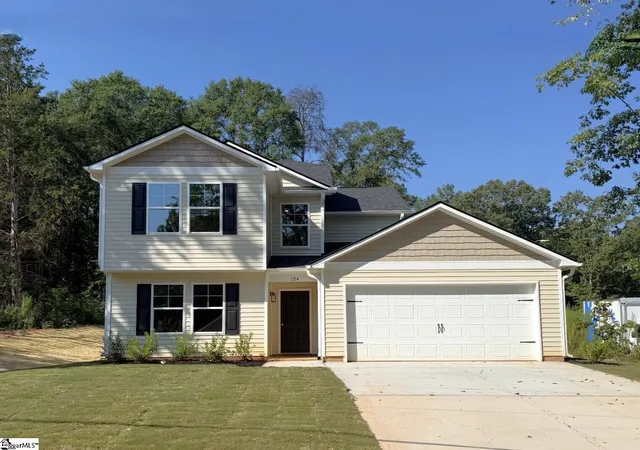 Photo 1 of Sale Pending at 124 Barwood Cir, Greenville, SC 29611 | MLS# 1602865 | Listing updated on 2026-09-08