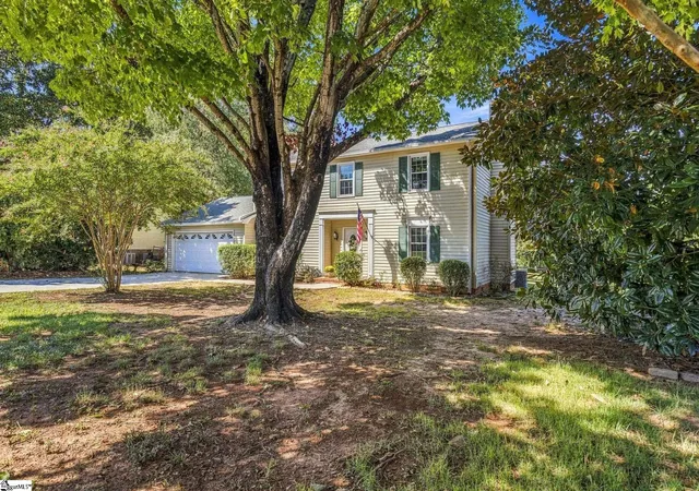 Photo 3 of Single family home for sale at 106 Leeward Ter, Greer, SC 29650 | MLS# 1604355 | Listing updated on 2026-09-22