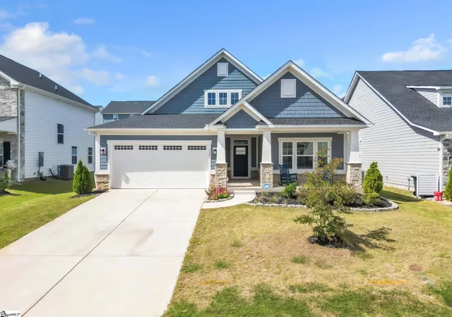 Photo 1 of Single family home for sale at 115 Dunroyal Rd, Fountain Inn, SC 29644 | MLS# 1605636 | Listing updated on 2026-10-14