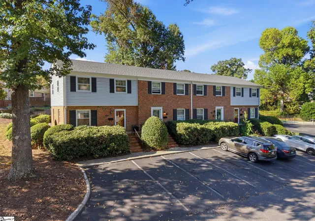 Photo 2 of Condo for sale at 815 Edwards Rd #Unit 20, Greenville, SC 29615 | MLS# 1606226 | Listing updated on 2026-10-17