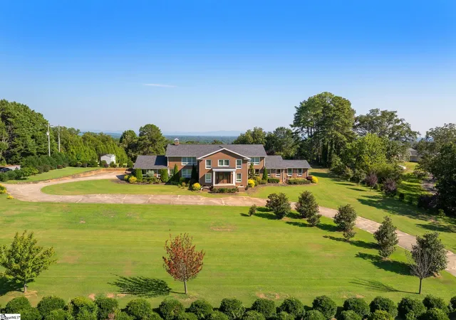 Photo 3 of Single family home for sale at 603 Pelham Rd, Greenville, SC 29615 | MLS# 1603184 | Listing updated on 2026-09-13