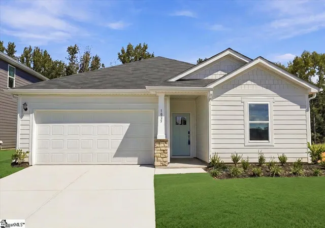 Photo 1 of Single family home for sale at 1025 Southwell Dr, Anderson, SC 29624 | MLS# 1598664 | Listing updated on 2026-09-11