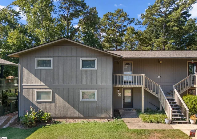 Photo 1 of Condo for sale at 17c Hartwell Villas, Anderson, SC 29626 | MLS# 1605888 | Listing updated on 2026-10-06