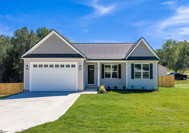 Photo 1 of Single family home for sale at 377 Edwards Store Rd, Lyman, SC 29365 | MLS# 1605303 | Listing updated on 2026-10-05