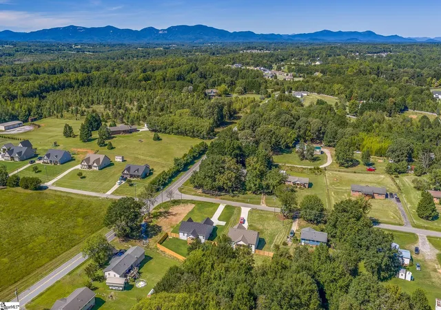Photo 2 of Single family home for sale at 377 Edwards Store Rd, Lyman, SC 29365 | MLS# 1605303 | Listing updated on 2026-10-05