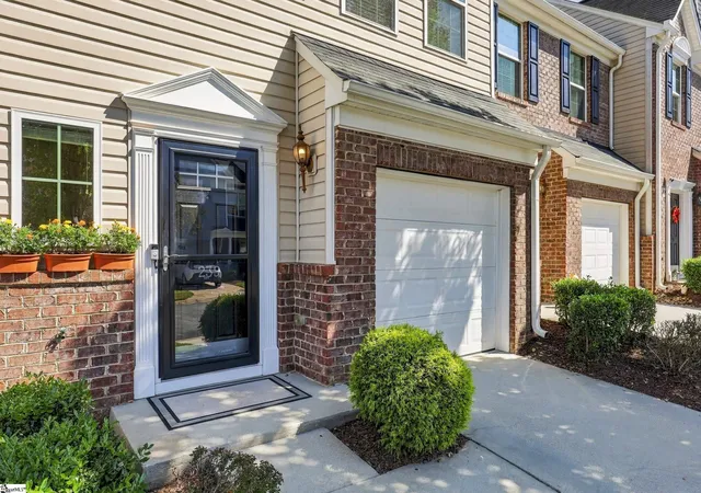 Photo 2 of Townhouse for sale at 239 Cedar Xing Ln, Greenville, SC 29615 | MLS# 1605487 | Listing updated on 2026-10-07