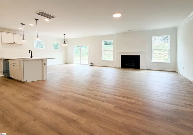 Photo 3 of Single family home for sale at 606 Bluestem Cir, Fountain Inn, SC 29644 | MLS# 1597946 | Listing updated on 2026-10-05