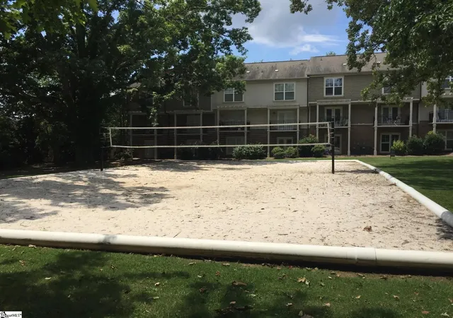 Listing Photo 2 - Condo for sale in building located at 833 Old Greenville Hwy, Clemson, SC 29631 - Unit #Unit 1131