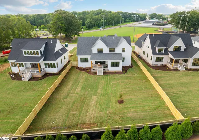Photo 4 of Single family home for sale at 121 Cannon Ave, Fountain Inn, SC 29644 | MLS# 1602828 | Listing updated on 2026-09-13