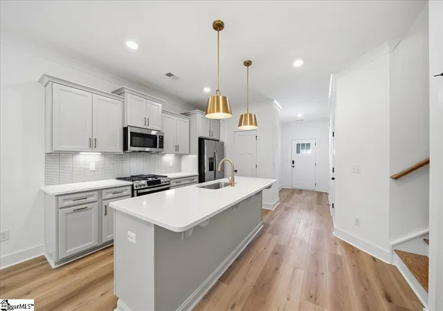 Photo 3 of Townhouse for sale at 4 Otello Way, Greenville, SC 29615 | MLS# 1603407 | Listing updated on 2026-09-10