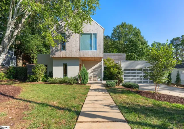 Photo 1 of Single family home for sale at 22 Woodbine Rd, Greenville, SC 29609 | MLS# 1604212 | Listing updated on 2026-09-24