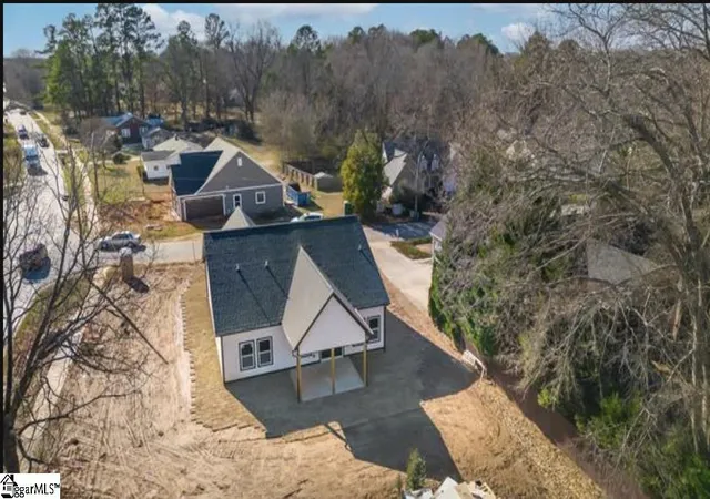 Photo 33 of Single family home for sale at 104 Garrett St, Fountain Inn, SC 29644 | MLS# 1603678 | Listing updated on 2026-09-12