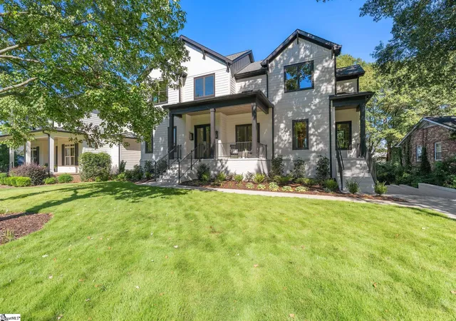 Photo 2 of Single family home for sale at 38 Rockwood Dr, Greenville, SC 29605 | MLS# 1603757 | Listing updated on 2026-09-16