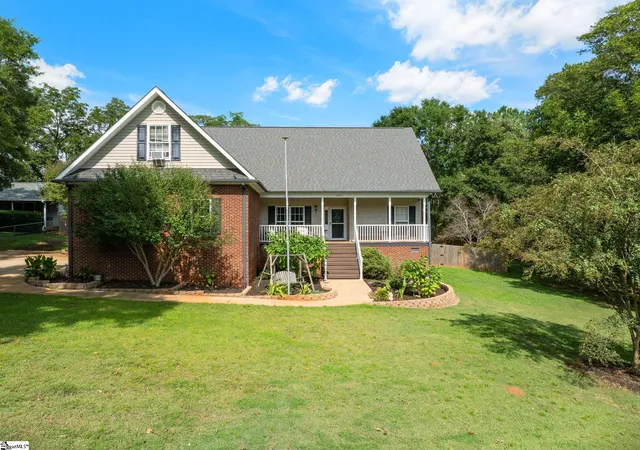 Photo 1 of Single family home for sale at 109 Harrison Rd, Easley, SC 29642 | MLS# 1603514 | Listing updated on 2026-10-16