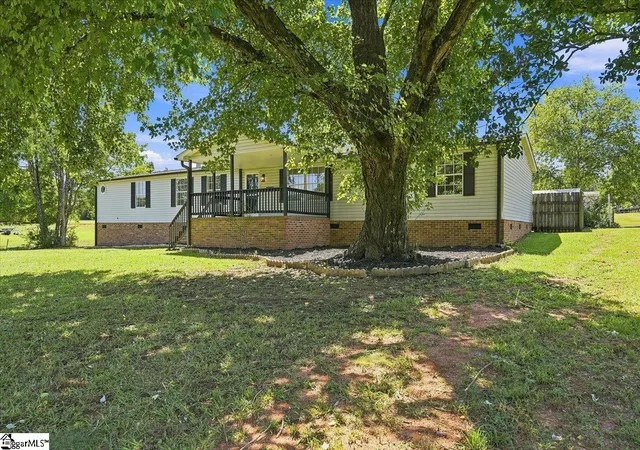 Photo 3 of Manufactured home for sale at 6242 Greenpond Rd, Gray Court, SC 29645 | MLS# 1603324 | Listing updated on 2026-09-13