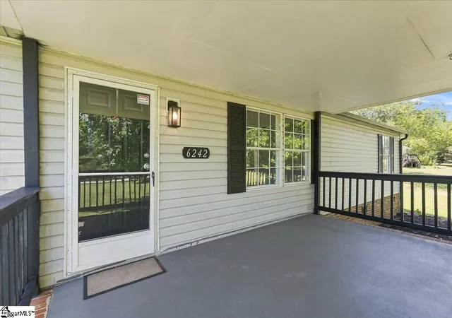 Photo 3 of Manufactured home for sale at 6242 Greenpond Rd, Gray Court, SC 29645 | MLS# 1603324 | Listing updated on 2026-09-13