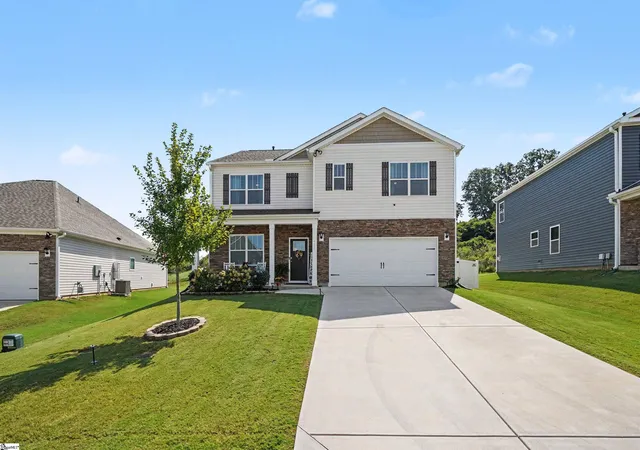 Single family home for sale at 412 Strayhorn St, Piedmont, SC 29673 | MLS# 1604453