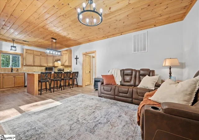 Photo 4 of Single family home for sale at 110 Connelly Rd, Marietta, SC 29661 | MLS# 1602612 | Listing updated on 2026-09-01