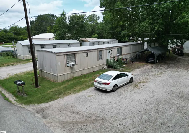 Photo 4 of Land for sale at 5 Cedar Ave, Greenville, SC 29605 | MLS# 1603436 | Listing updated on 2026-09-10