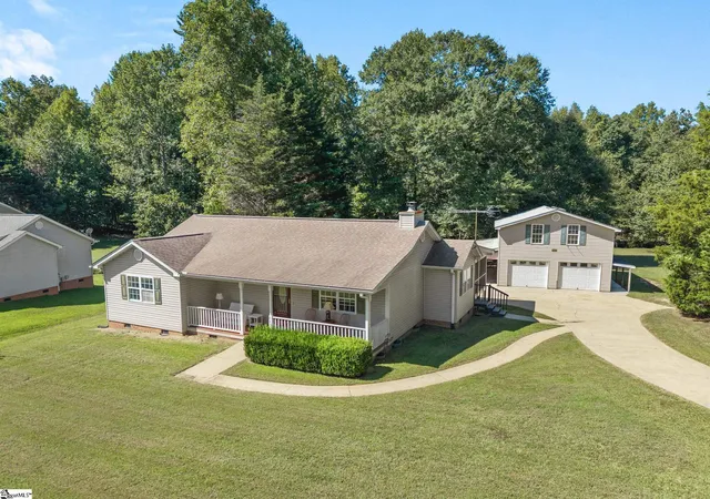 Photo 1 of Single family home for sale at 119 Mockingbird Ln, Easley, SC 29640 | MLS# 1605662 | Listing updated on 2026-10-26