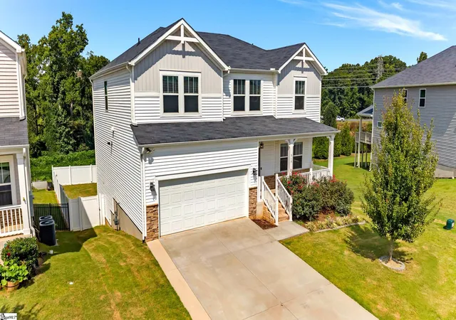 Photo 1 of Single family home for sale at 315 Pewter Cir, Simpsonville, SC 29680 | MLS# 1603257 | Listing updated on 2026-09-08