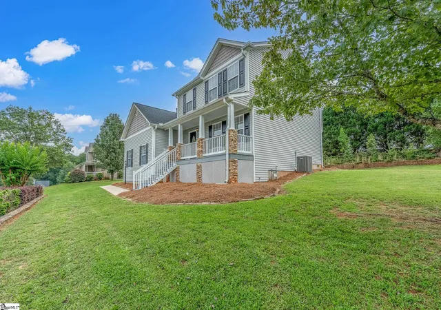 Photo 2 of Single family home for sale at 156 Faulkner Cir, Greer, SC 29651 | MLS# 1603942 | Listing updated on 2026-10-06