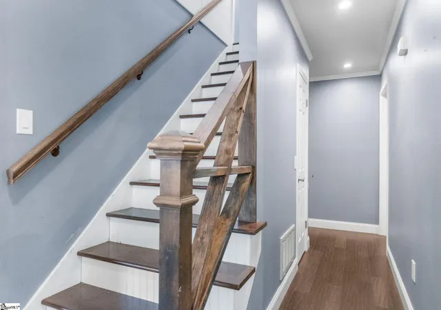 Photo 4 of Single family home for sale at 404 Foxhound Rd, Simpsonville, SC 29680 | MLS# 1606547 | Listing updated on 2026-10-27