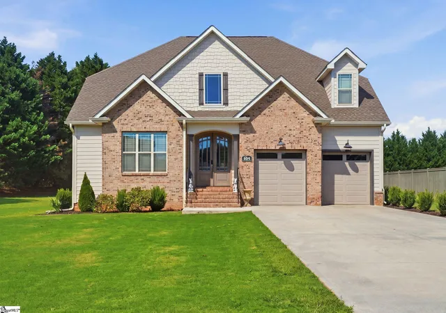 Photo 1 of Single family home for sale at 105 Carshalton Dr, Lyman, SC 29365 | MLS# 1605461 | Listing updated on 2026-10-01