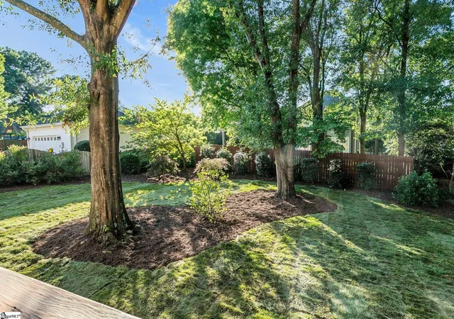 Photo 3 of Single family home for sale at 109 E Hypericum Ln, Greenville, SC 29615 | MLS# 1603157 | Listing updated on 2026-09-09