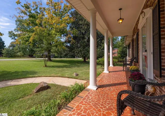 Photo 3 of Sale Pending at 280 Henderson Rd, Greenville, SC 29607 | MLS# 1605391 | Listing updated on 2026-10-01