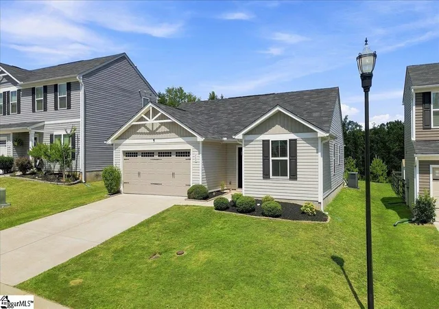 Photo 2 of Single family home for sale at 280 Ralston Rd, Greer, SC 29651 | MLS# 1603559 | Listing updated on 2026-09-11