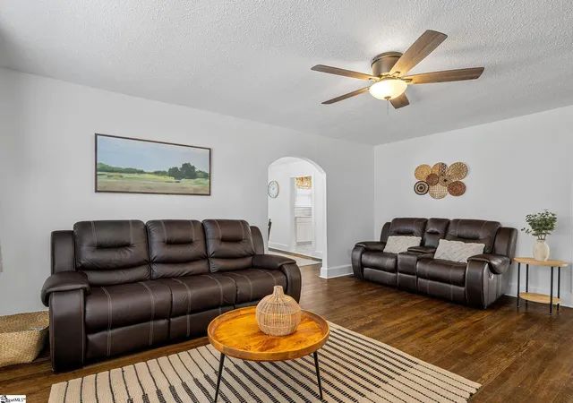 Photo 4 of Single family home for sale at 129 Spring St, Reidville, SC 29375 | MLS# 1603665 | Listing updated on 2026-09-12